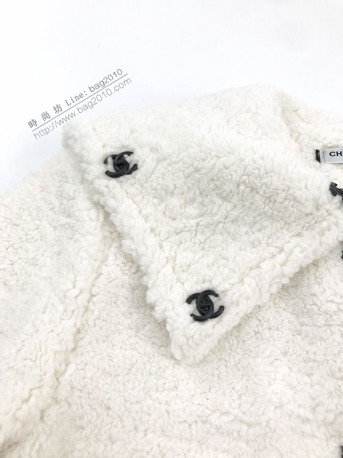 Chanel新款女裝 香奈兒雙Clogo羊羔毛外套  ydi3179